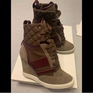 Chloe wedge sneakers, size 7!
